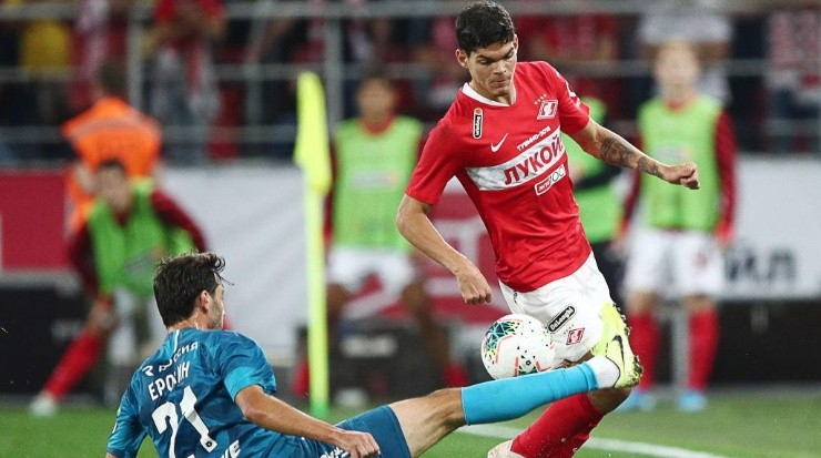 Ayrton Lucas, ex-Flu, foi oferecido ao Flamengo por seu empresário para a vaga de Renê