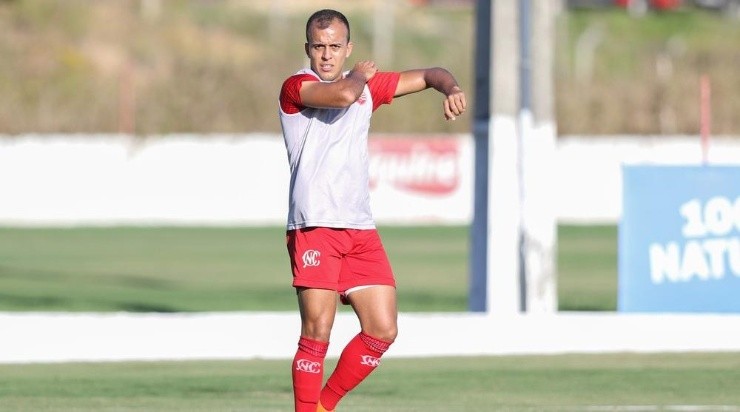 Matheus Carvalho também é um dos lesionados