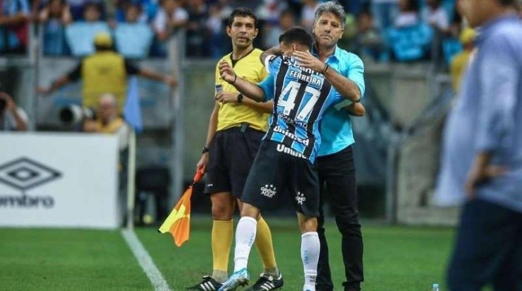 No time principal: 2 gols em 9 jogos(Foto: Lucas Uebel/Grêmio/Divulgação)