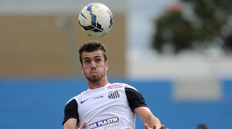 Serginho rendeu 3 milhões ao Santos nesta transação. – Foto: Ivan Storti.