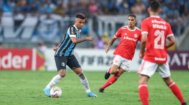 Matheus Henrique: titular no Gre-Nal histórico da Libertadores (Foto: Lucas Uebel/Grêmio/Divulgação)