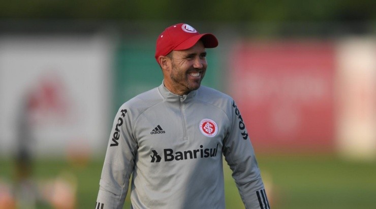 Coudet tem números superiores aos de Jorge Jesus no Flamengo. Foto: Ricardo Duarte/ Internacional
