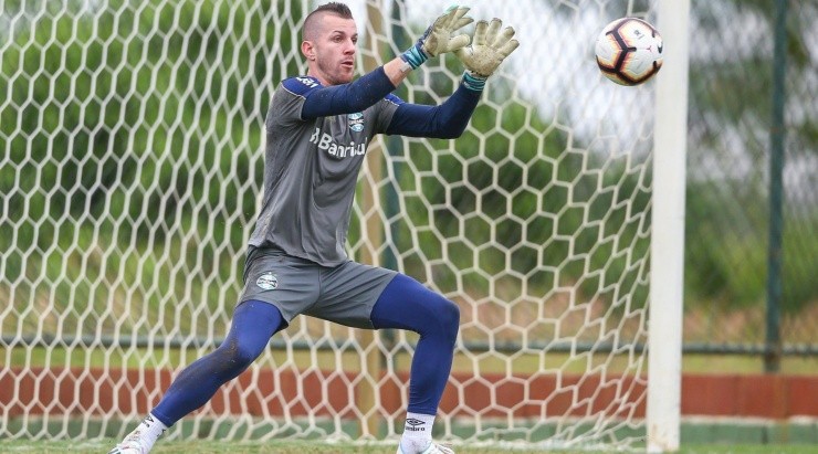 Paulo Victor elogiou o trabalho de Coudet – Foto: Lucas Uebel/Grêmio.