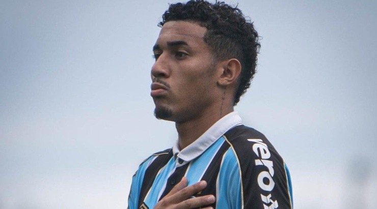 Rildo pode ser um dos substitutos na posição – Foto: Reprodução/Twitter.