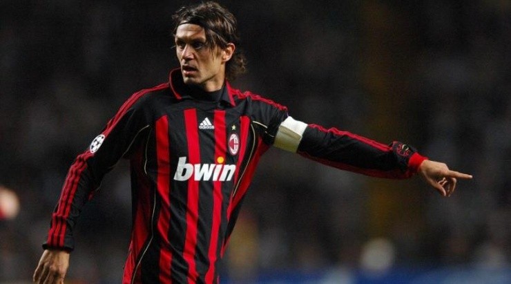 Maldini foi considerado o melhor lateral que Roberto Carlos já viu.