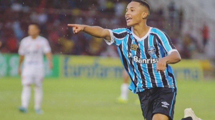 Gui Azevedo: chance nos profissionais (Foto: Grêmio/Divulgação)