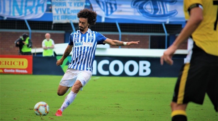 Valdívia está emprestado ao Avaí – Foto: Divulgação/Avaí.