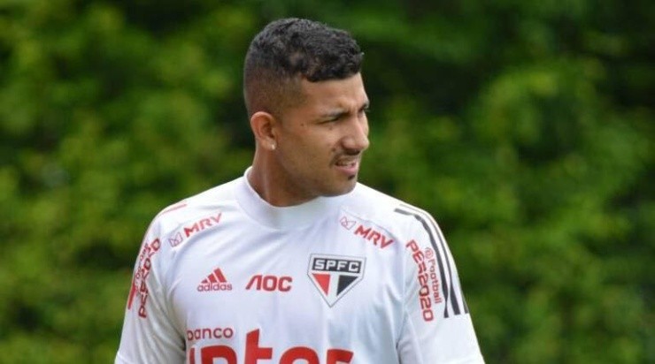 Rojas não se firmou no São Paulo. (Foto: Rubens Chiri/São Paulo)