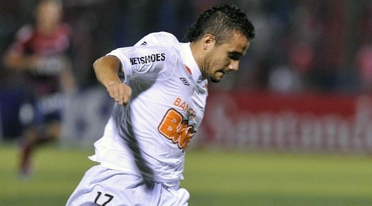 Maikon Leite foi importante na conquista da Libertadores em 2011 pelo Santos.