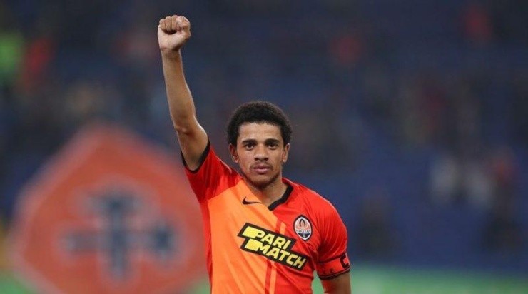 Taison rebateu o empresário do atacante Tetê. Foto: Divulgação