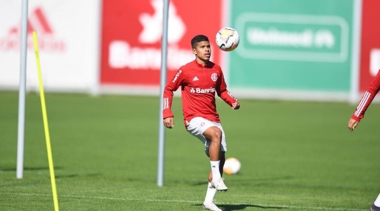 Cesinha é um dos destaques da base colorada. (Foto: Ricardo Duarte/Internacional)