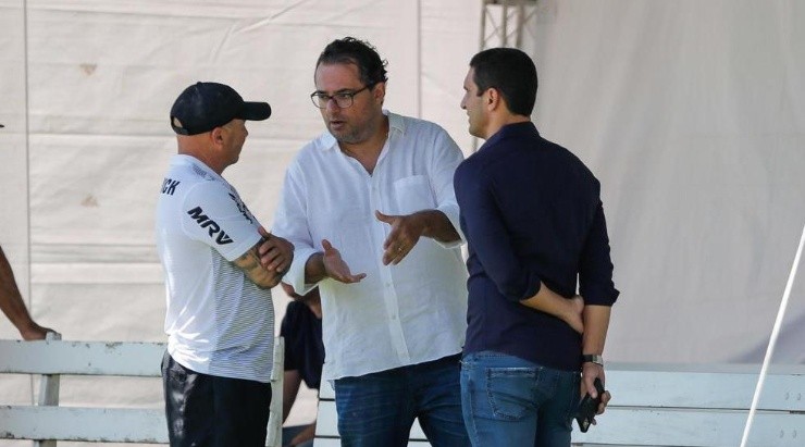 Mattos afirmou que crê na permanência do argentino – Foto: Bruno Cantini/Atlético-MG.