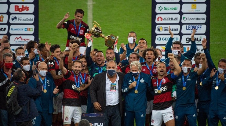 É campeão! Flamengo comemora seu36º título carioca. (Foto: Alexandre Vidal/Flamengo)