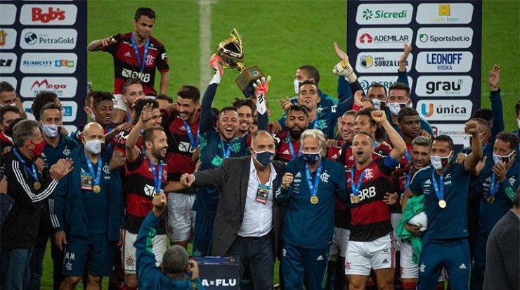 Na noite da última quarta-feira (15), o Flamengo se consagroucampeãocarioca e Jesus faturou sua 6ª taça pelo clube. Foto: Divulgação