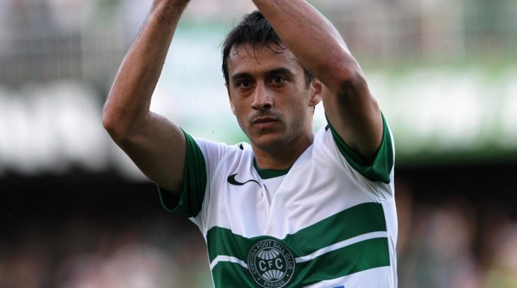 Robinho é identificado com o Coxa – Foto: Divulgação/Coritiba.