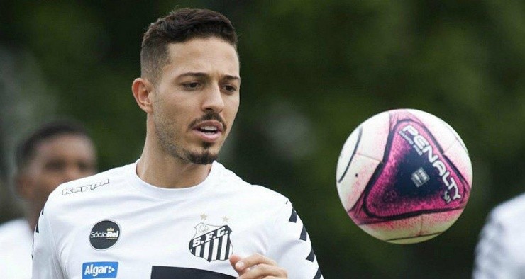 Jean Mota ficará no Santos após as tratativas com o Fortaleza emperrarem. Foto: Ivan Storti