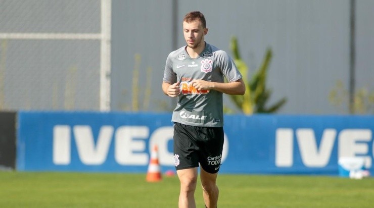 Carlos Augusto deve deixar o Corinthians para jogar no Monza, da Itália. Foto: Daniel Augusto/ Agência Corinthians