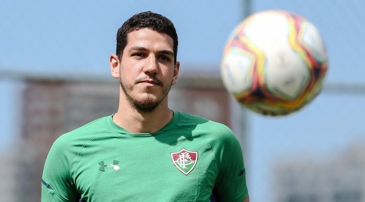 Nino pode parar no futebol turco. Foto: Divulgação