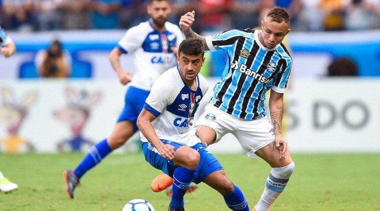 Robinho em ação. (Foto: Getty Images)