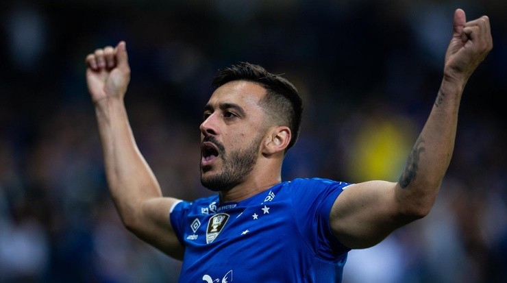 Robinho consegue atuar em várias posições – Foto: Bruno Haddad/Cruzeiro.