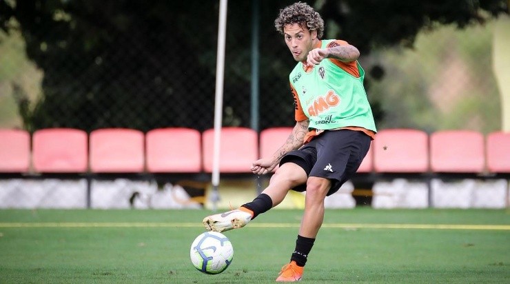 Guga pode ser negociado com o Flamengo – Foto: Bruno Cantini/Atlético.