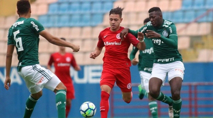 Scheit não aceitou a renovação oferecida pelo Inter – Foto: Reprodução/Twitter.