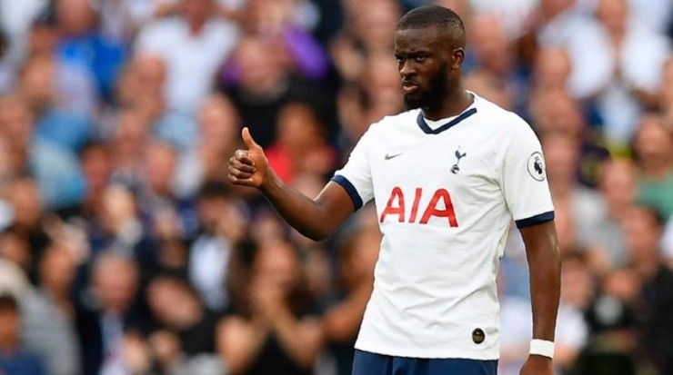 Tanguy Ndombélé também testou positivo para Covid-19. Foto: Divulgação