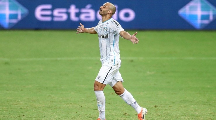 Thaciano: marcou gol contra o Ceará no Brasileirão (Foto: Lucas Uebel/Grêmio/Divulgação)