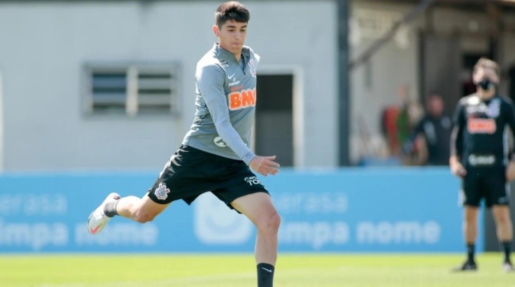 Araos não foi relacionado para a partida – Foto: Rodrigo Coca/Corinthians.