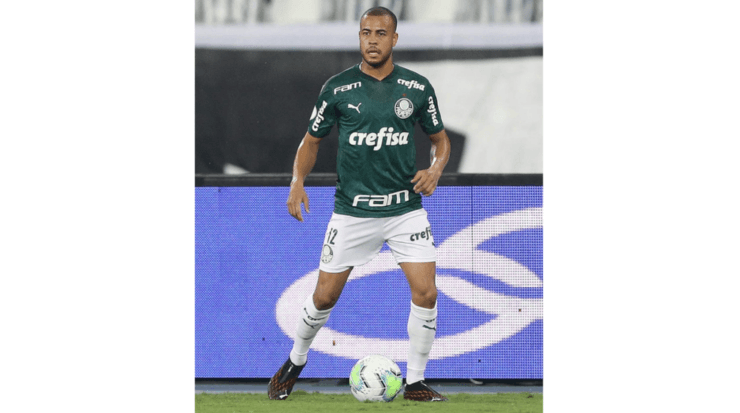 Maike não deve ser criticado pela atuação de ontem. Aposta errada do técnico, escalação equivocada em todos os aspectos (Foto: César Greco/Ag. Palmeiras)