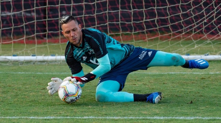 Diego Alves deve ficar por mais 2 anos – Foto: Alexandre Vidal/Flamengo.