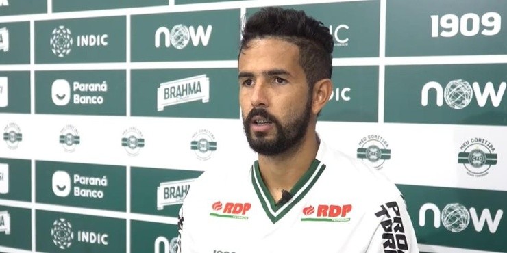 Jonathan em ação pelo Coritiba