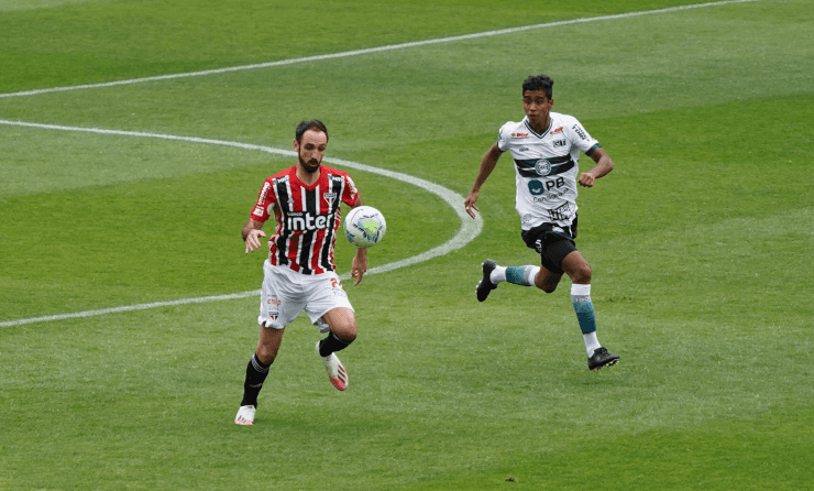 Coritiba x São paulo no Couto Pereira. (Foto: Getty Images)