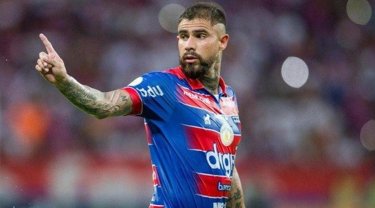 Quintero volta, mas ficará no banco de reservas - (Foto: Getty Images).