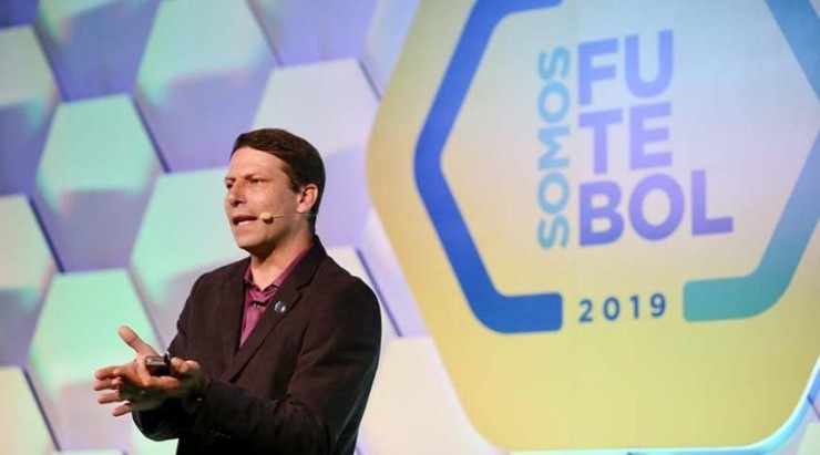 Chefe de arbitragem da CBF, Leonardo Gaciba cita VAR como necessidade para a arbitragem (Foto: Divulgação/CBF)