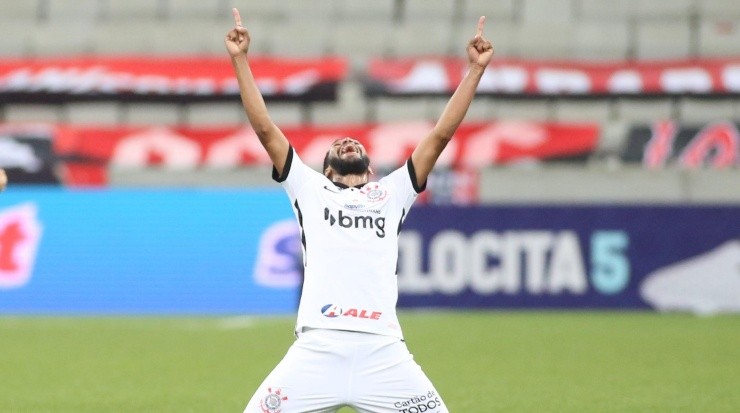 Everaldo: gol decisivo no final da partida (Foto: Rodrigo Coca/Ag. Corinthians/Divulgação) Everaldo: gol decisivo no final da partida (Foto: Rodrigo Coca/Ag. Corinthians/Divulgação)