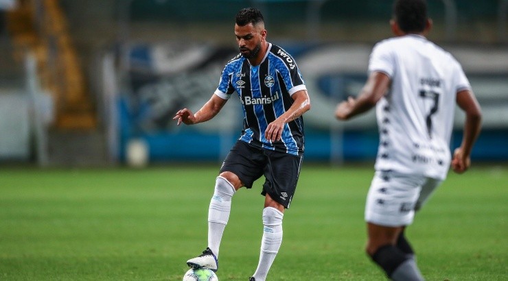 Volante teve ótima atuação na vitória - Foto: Lucas Uebel/Grêmio.