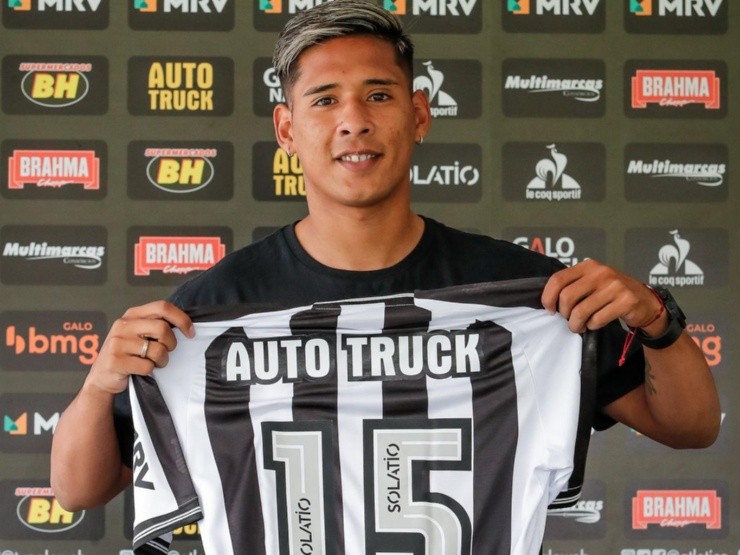 Número escolhido: Zaracho irá vestir a 15 no Galo  (Foto: Bruno Cantini / Agência Galo / Atlético / Divulgação)