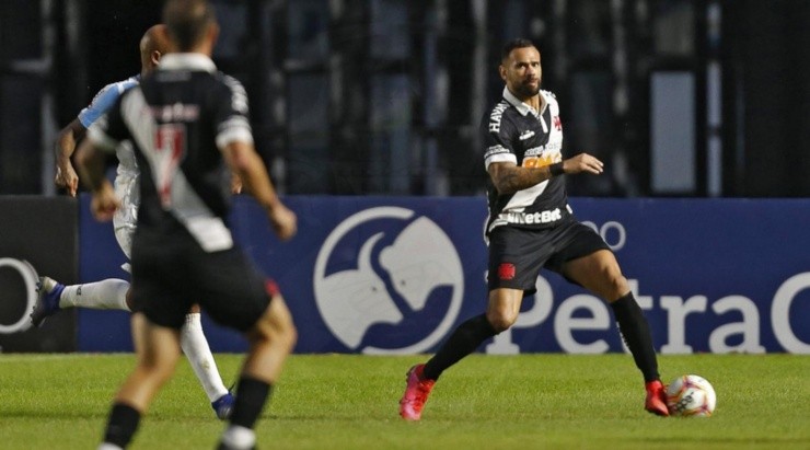 Fortes declarações: Castán é um dos líderes do elenco (Foto: Rafael Ribeiro/Vasco/Divulgação)