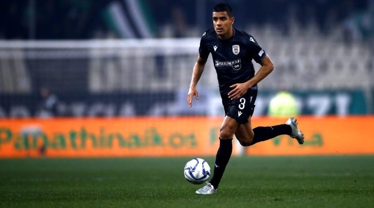 No Paok: Léo Matos é titular no futebol grego (Foto: Getty Images)