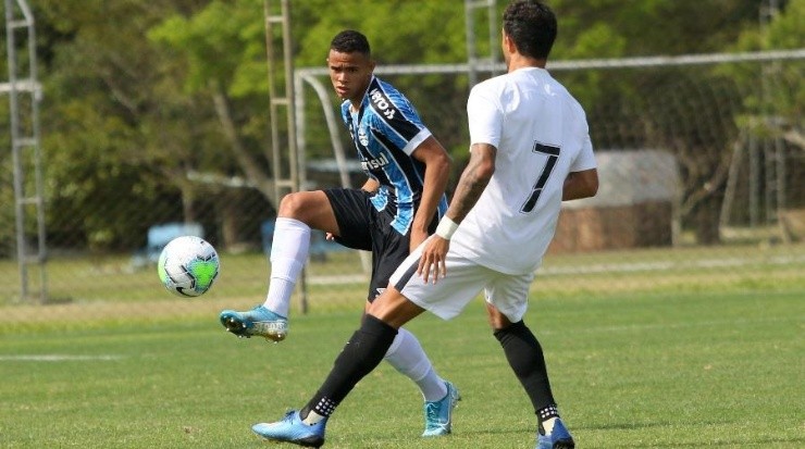 Foto: Rodrigo Fatturi/Grêmio/Divulgação Vanderson