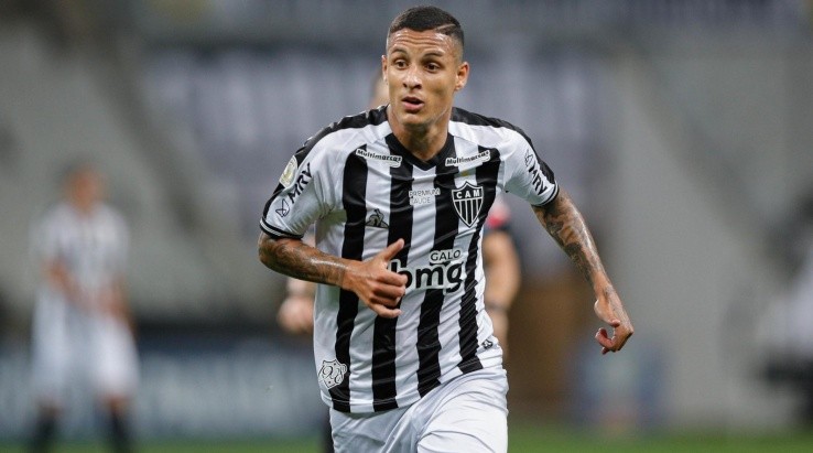 Guilherme Arana: à disposição (Foto: Pedro Souza / Agência Galo / Atlético / Divulgação)