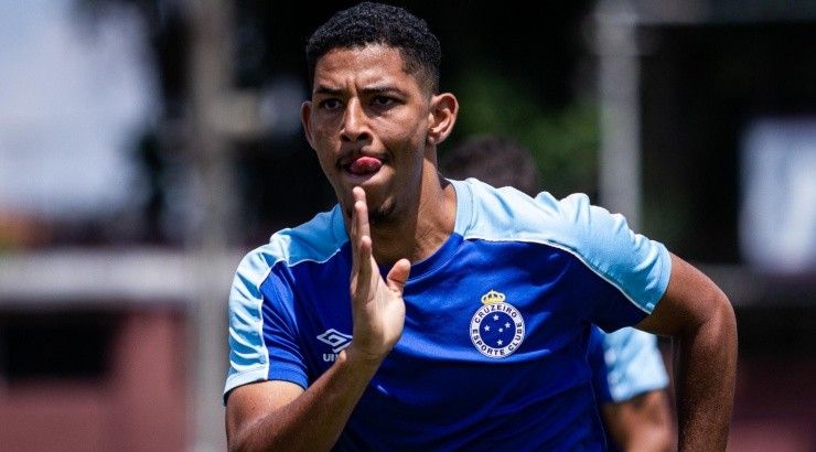 Zé Eduardo não deve permanecer na Raposa - Foto: Gustavo Aleixo/Cruzeiro.