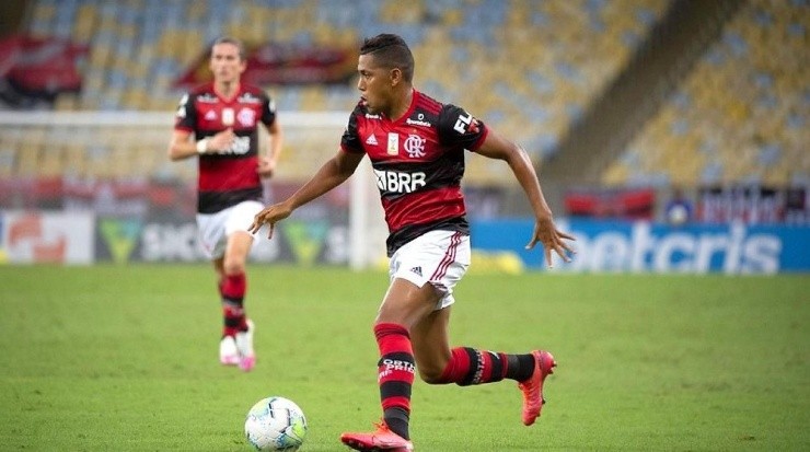Atacante pode estender seu vínculo até o meio de 2021 - Foto: Alexandre Vidal/Flamengo.