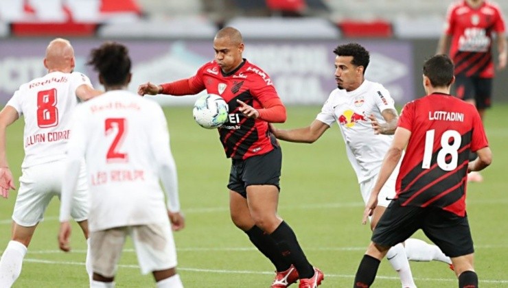 Athletico em campo pela Libertadores. (Foto: Getty Images)