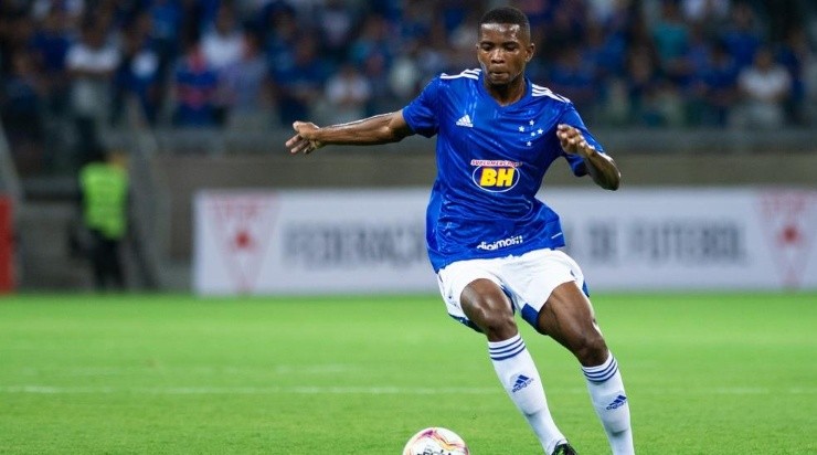 Cacá deve retornar para a zaga do Cruzeiro na partida diante do Confiança – Foto: Bruno Haddad – Cruzeiro