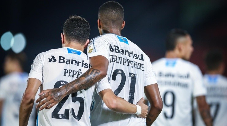 Ambos balançaram as redes - Foto: Lucas Uebel/Grêmio.