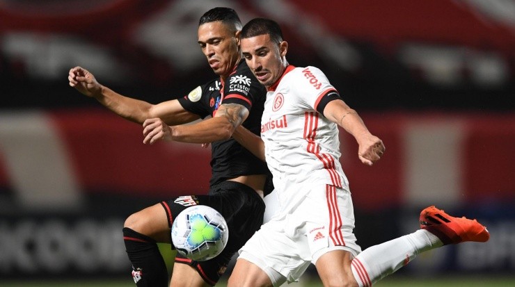 Galhardo perdeu até pênalti em noite infeliz do Internacional – Foto: Flickr Internacional