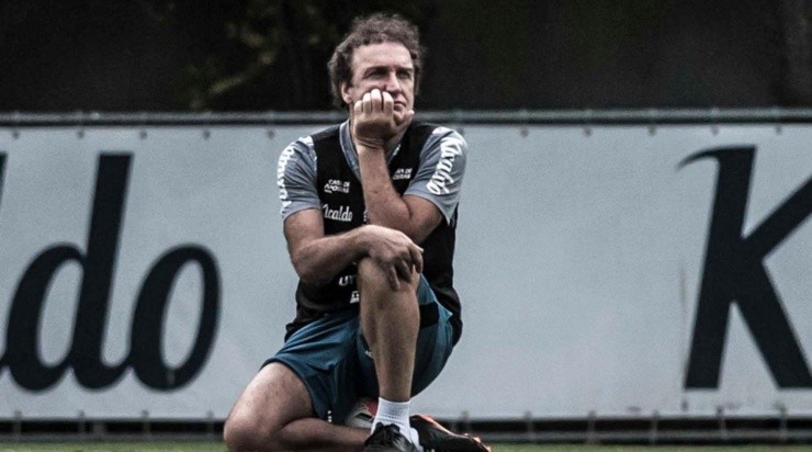 Cuca: dúvidas no time (Foto: Ivan Sartori/Santos/Divulgação)