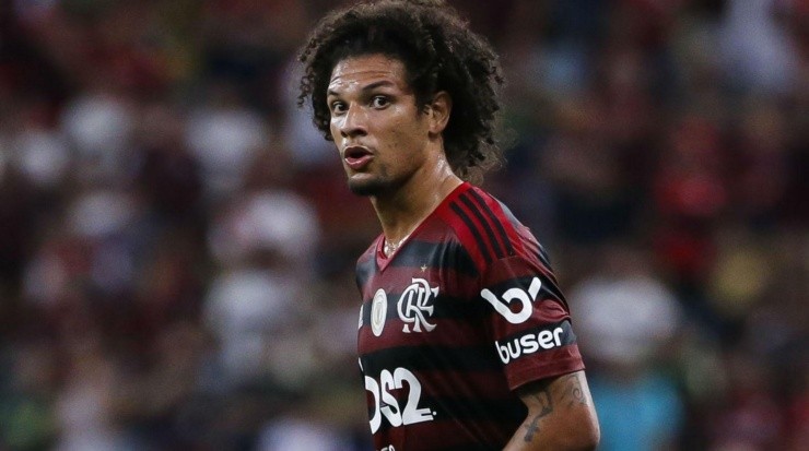 Dívida do volante vai aumentando a cada mês - Foto: Getty Images.